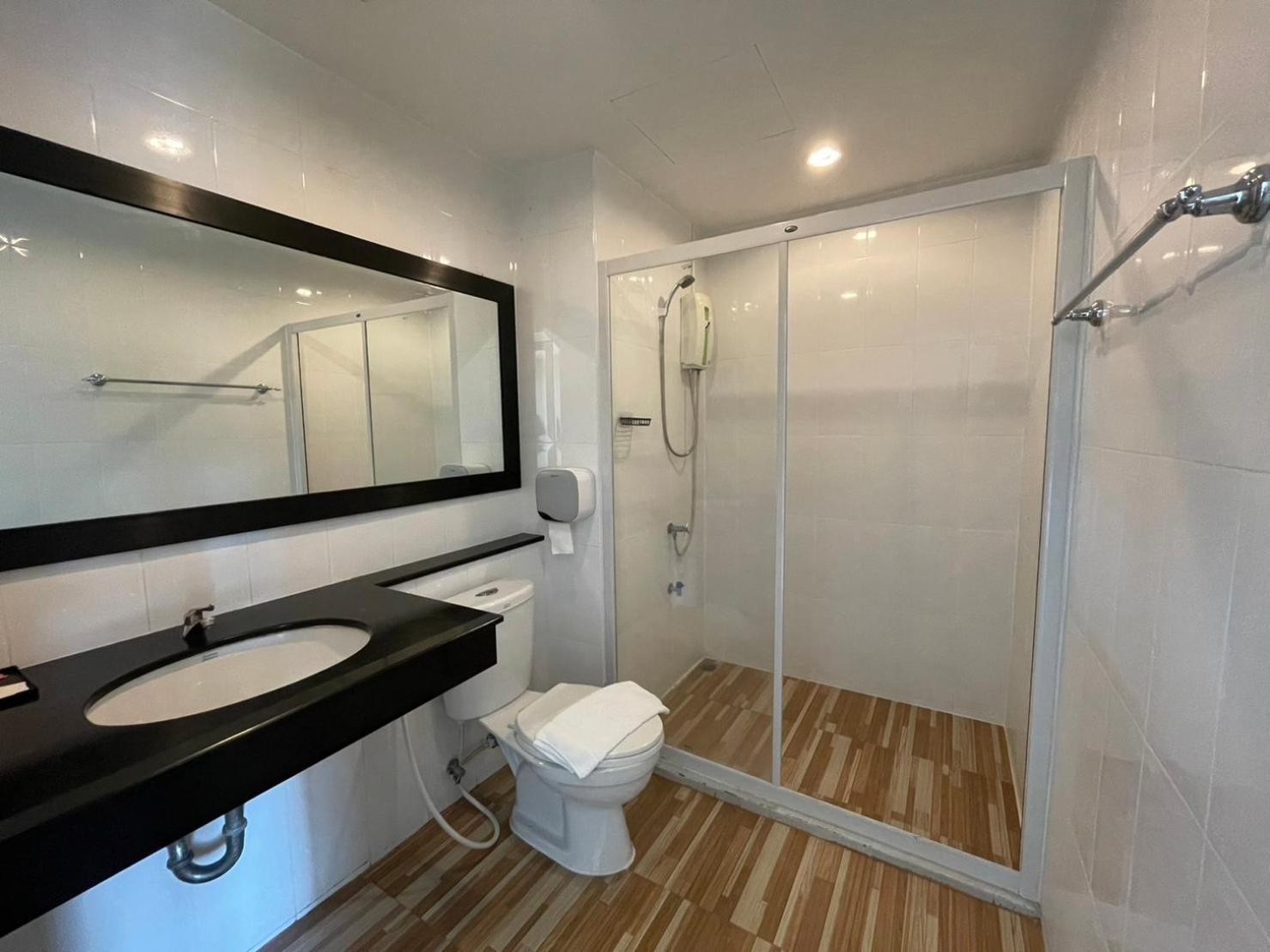 H2Do Hotel Ban Khlong Sanam Phli Экстерьер фото