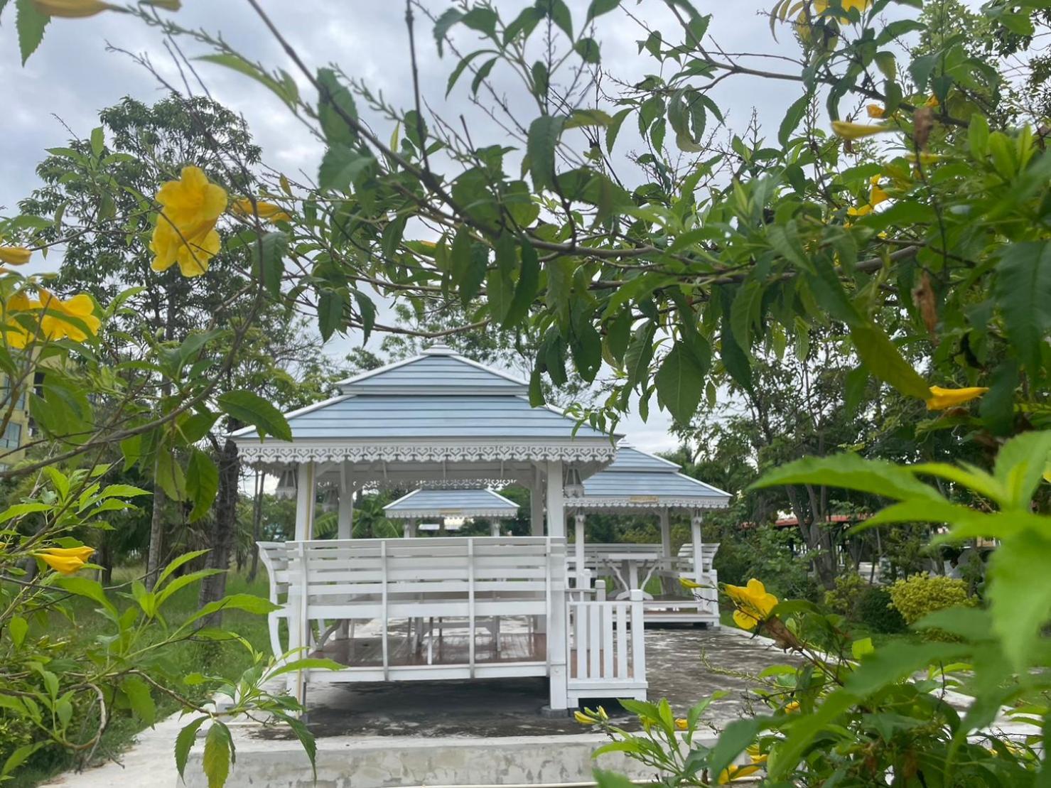 H2Do Hotel Ban Khlong Sanam Phli Экстерьер фото